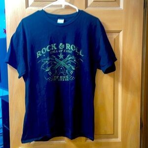 Rock N’ Roll Hall of Fame Graphic T-shirt🔥